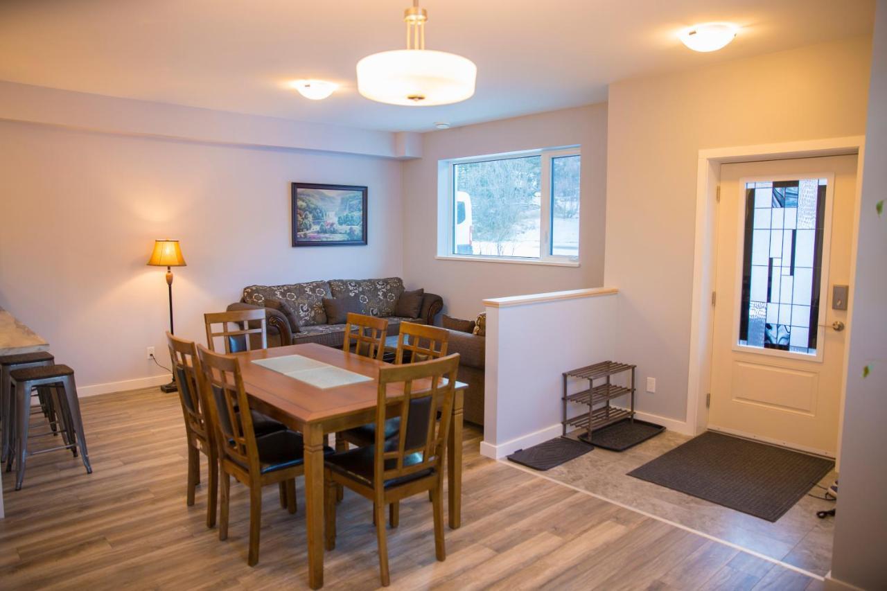Downtown Whitehorse 4 Bedrooms Deluxe Condo Exteriör bild