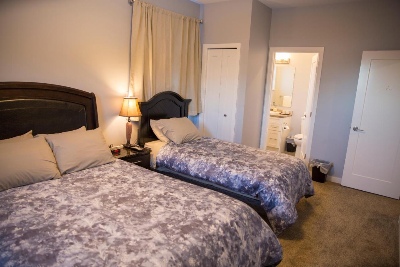 Downtown Whitehorse 4 Bedrooms Deluxe Condo Exteriör bild